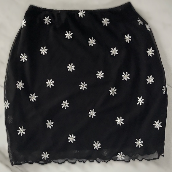 Mini skirt - Picture 1 of 1